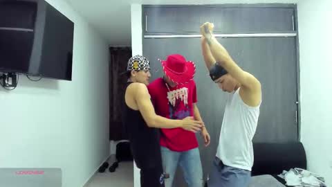 Snapshot of hot_sexmature chatting on 11/23/25, 11:15 Vanesa Oliver and Andrew online show from 11/23/25, 11:15