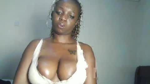 Snapshot of hot_sexxy_baby chatting on 07/20/26, 02:37 hot_sexxy_baby online show from 07/20/26, 02:37