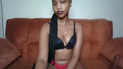 Snapshot of hot_sexy_babe chatting on 05/11/26, 02:45 Bellah online show from 05/11/26, 02:45