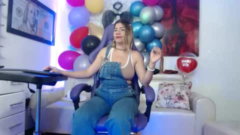 hot sexy bunny online show from 11/22/25, 01:54