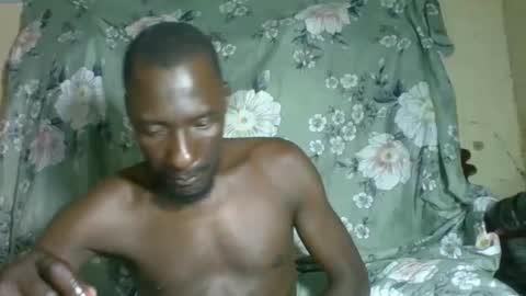 hot_sexykings online show from 05/17/26, 01:51