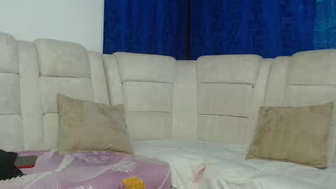 Snapshot of hot_sharks__ chatting on 04/02/26, 07:06 Hot Sharks online show from 04/02/26, 07:06