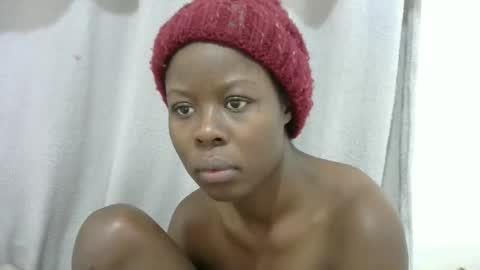 Snapshot of hot_shayla chatting on 06/08/26, 08:58 esiiii online show from 06/08/26, 08:58