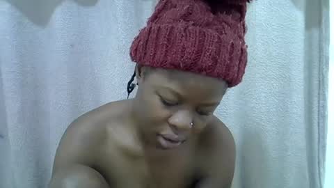 Snapshot of hot_shayla chatting on 07/06/26, 11:29 esiiii online show from 07/06/26, 11:29