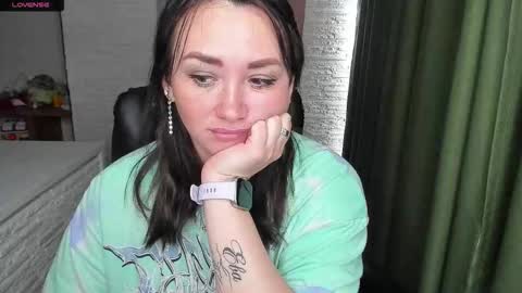 Vasilisa online show from 11/12/25, 04:24