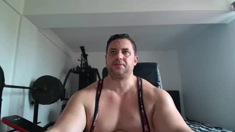 Snapshot of hot_stefano1 chatting on 05/17/26, 04:03 Stefano.. online show from 05/17/26, 04:03
