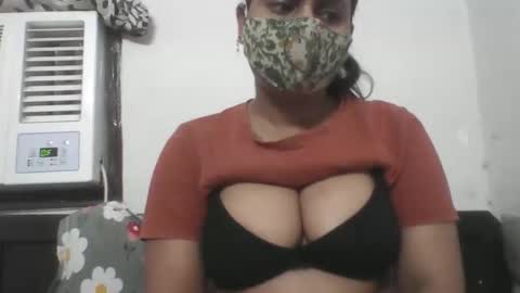 Tanvi online show from 05/19/26, 09:37