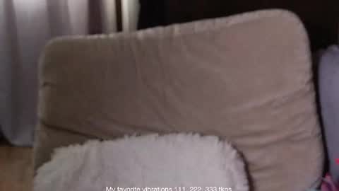 Hot Thumbelina online show from 05/12/26, 04:42