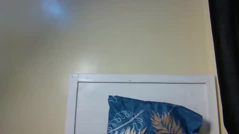 Snapshot of hot_velvet2 chatting on 01/06/26, 05:05 hot_velvet2 online show from 01/06/26, 05:05