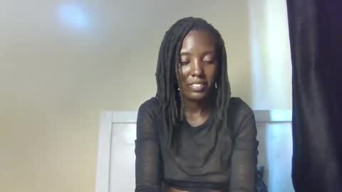 Snapshot of hot_velvet2 chatting on 01/09/26, 12:41 hot_velvet2 online show from 01/09/26, 12:41