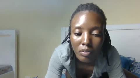 Snapshot of hot_velvet2 chatting on 01/12/26, 03:01 hot_velvet2 online show from 01/12/26, 03:01