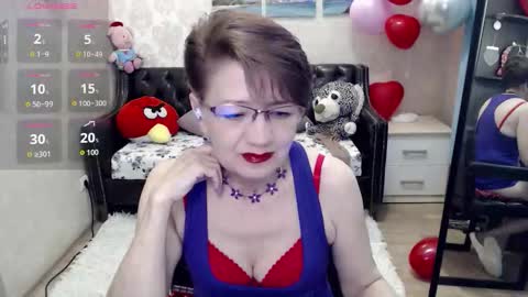 Snapshot of hot_woman04 chatting on 02/18/26, 12:01 Sofia online show from 02/18/26, 12:01