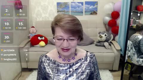 Snapshot of hot_woman04 chatting on 03/30/26, 06:20 Sofia online show from 03/30/26, 06:20