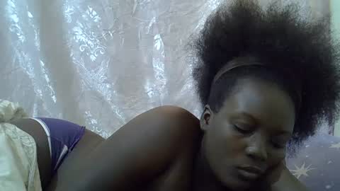 hot_zelinda online show from 06/16/26, 11:57