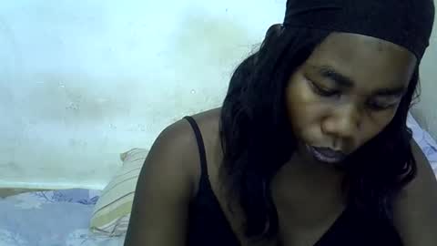 hotagrace online show from 11/27/25, 12:40