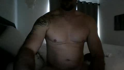 Snapshot of hotandhard123321 chatting on 05/25/26, 11:05 hotandhard123321 online show from 05/25/26, 11:05