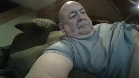 Snapshot of hotandhornyxxx1 chatting on 03/02/25, 09:11 Hot and Horny online show from 03/02/25, 09:11