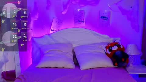 Hotary online show from 10/18/25, 01:41