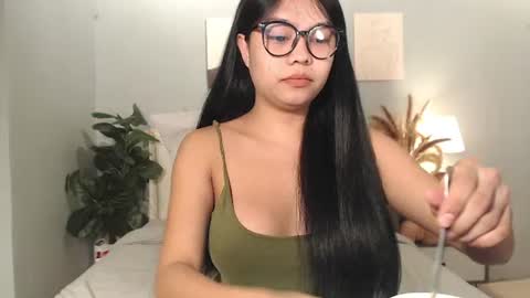 Snapshot of hotasian_gabby69 chatting on 06/22/26, 10:56 hotasian_gabby69 online show from 06/22/26, 10:56