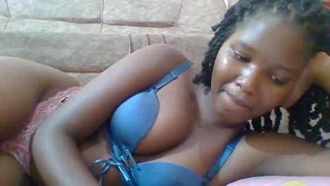 love online show from 02/08/25, 06:44