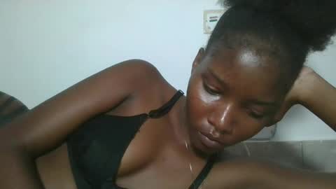 love online show from 06/17/26, 03:46