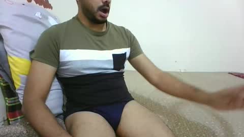 Snapshot of hotboy8677 chatting on 11/15/25, 07:49 Hotboy8677 online show from 11/15/25, 07:49