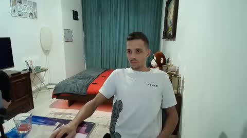 Snapshot of hotboyshorny chatting on 02/02/26, 02:38 Hotboyshorny online show from 02/02/26, 02:38