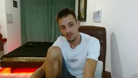 Snapshot of hotboyshorny chatting on 02/15/26, 10:17 Hotboyshorny online show from 02/15/26, 10:17