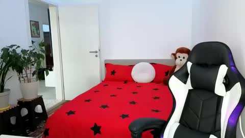 Snapshot of hotboyshorny chatting on 02/24/26, 08:23 Hotboyshorny online show from 02/24/26, 08:23