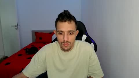 Snapshot of hotboyshorny chatting on 02/25/26, 07:29 Hotboyshorny online show from 02/25/26, 07:29