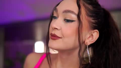 Anais online show from 11/07/25, 09:42