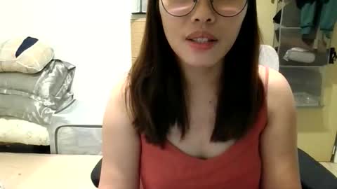 Snapshot of hotchick2099 chatting on 04/04/26, 02:03 hotchick2099 online show from 04/04/26, 02:03