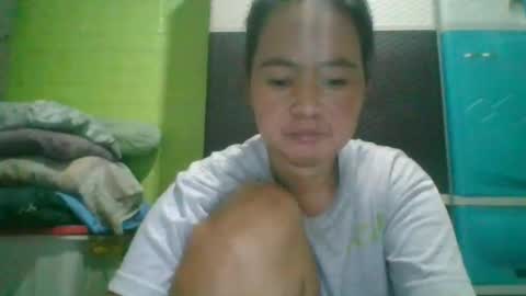 hotchicks4uxx online show from 02/05/25, 10:44