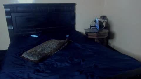 Yikes online show from 02/11/25, 01:20