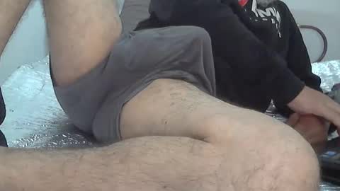 Snapshot of hotcummer444 chatting on 01/14/26, 12:33 hotcummer444 online show from 01/14/26, 12:33