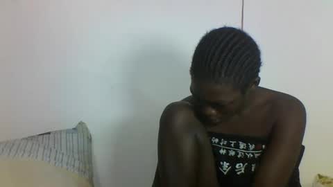 Snapshot of hotcutetracie chatting on 09/16/25, 11:55 VICTORIA online show from 09/16/25, 11:55