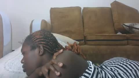 Snapshot of hotcutetracie chatting on 10/17/25, 07:05 VICTORIA online show from 10/17/25, 07:05