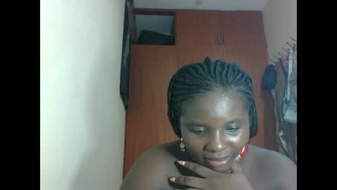 Snapshot of hotebbbyy chatting on 04/07/26, 06:19 EBBY online show from 04/07/26, 06:19