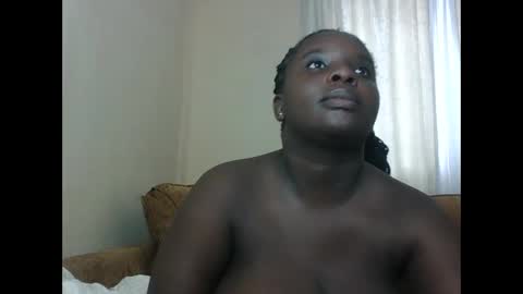 Snapshot of hotebbbyy chatting on 06/11/26, 08:23 EBBY online show from 06/11/26, 08:23