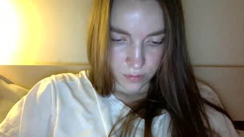 Snapshot of hoteffy chatting on 03/01/25, 03:38 effy online show from 03/01/25, 03:38