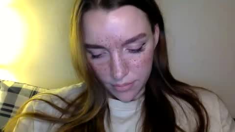 Snapshot of hoteffy chatting on 02/02/26, 09:57 effy online show from 02/02/26, 09:57