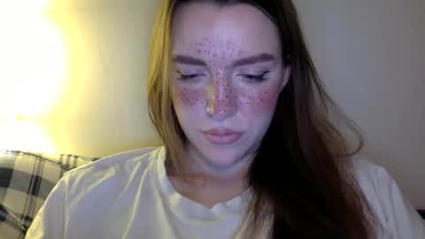 Snapshot of hoteffy chatting on 02/06/26, 09:51 effy online show from 02/06/26, 09:51