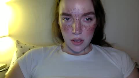 Snapshot of hoteffy chatting on 03/02/26, 10:05 effy online show from 03/02/26, 10:05