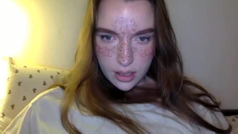 Snapshot of hoteffy chatting on 03/17/26, 10:13 effy online show from 03/17/26, 10:13