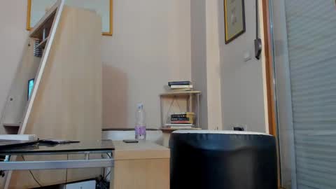 Erika  online show from 12/08/24, 11:51