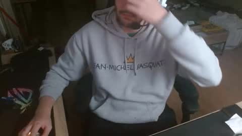 Snapshot of hotfilled chatting on 11/18/25, 01:44 Mephisto667 online show from 11/18/25, 01:44