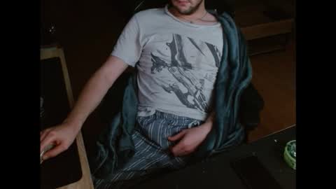 Snapshot of hotfilled chatting on 03/11/26, 03:23 Mephisto667 online show from 03/11/26, 03:23