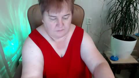 Snapshot of hotfiremommy chatting on 01/08/25, 04:11 LimonkaFire online show from 01/08/25, 04:11