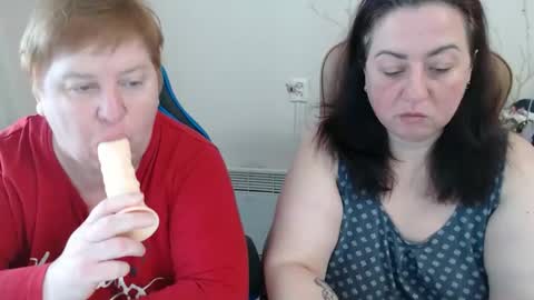 Snapshot of hotfiremommy chatting on 03/29/26, 07:19 LimonkaFire online show from 03/29/26, 07:19