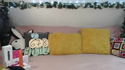 Snapshot of hotgirlkarina chatting on 04/11/26, 04:06 hotgirlkarina online show from 04/11/26, 04:06
